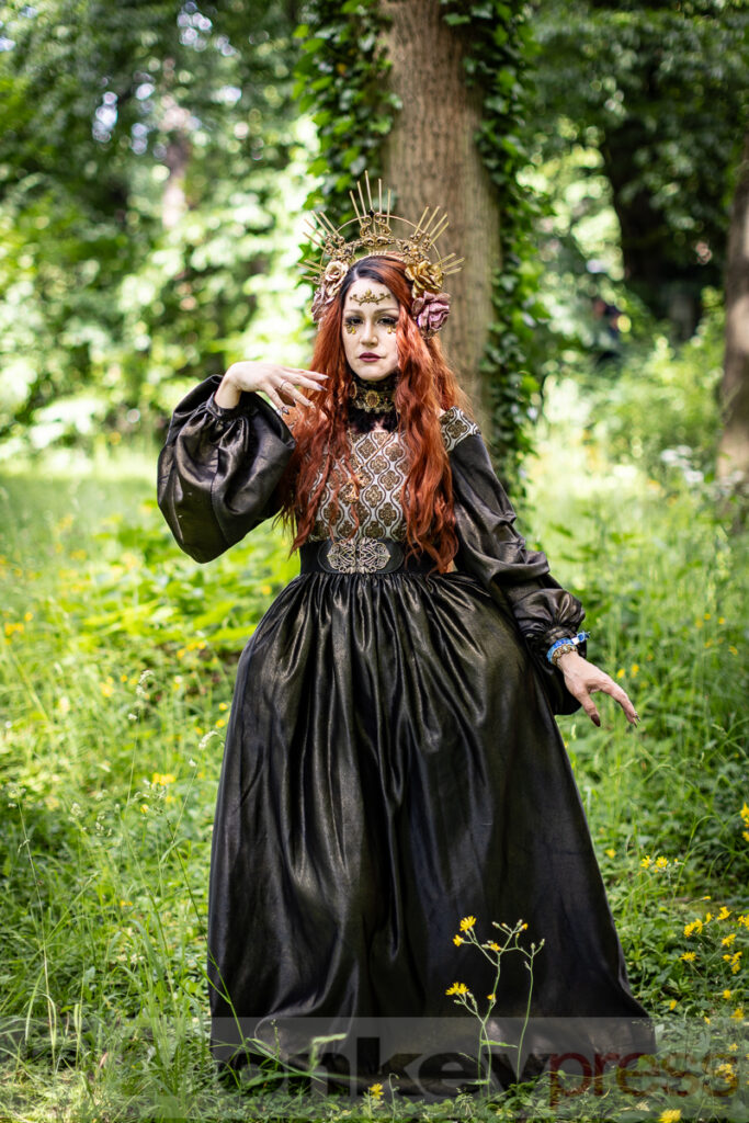 Fotos: VIKTORIANISCHES PICKNICK Teil 2, 32. Wave-Gotik-Treffen (WGT), 06.06.2025