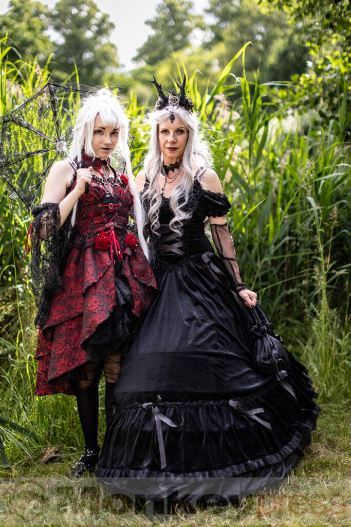 Fotos: VIKTORIANISCHES PICKNICK Teil 2, 32. Wave-Gotik-Treffen (WGT), 06.06.2025