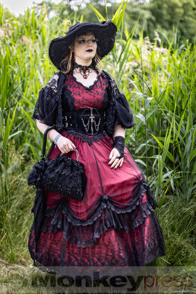 Fotos: VIKTORIANISCHES PICKNICK Teil 2, 32. Wave-Gotik-Treffen (WGT), 06.06.2025