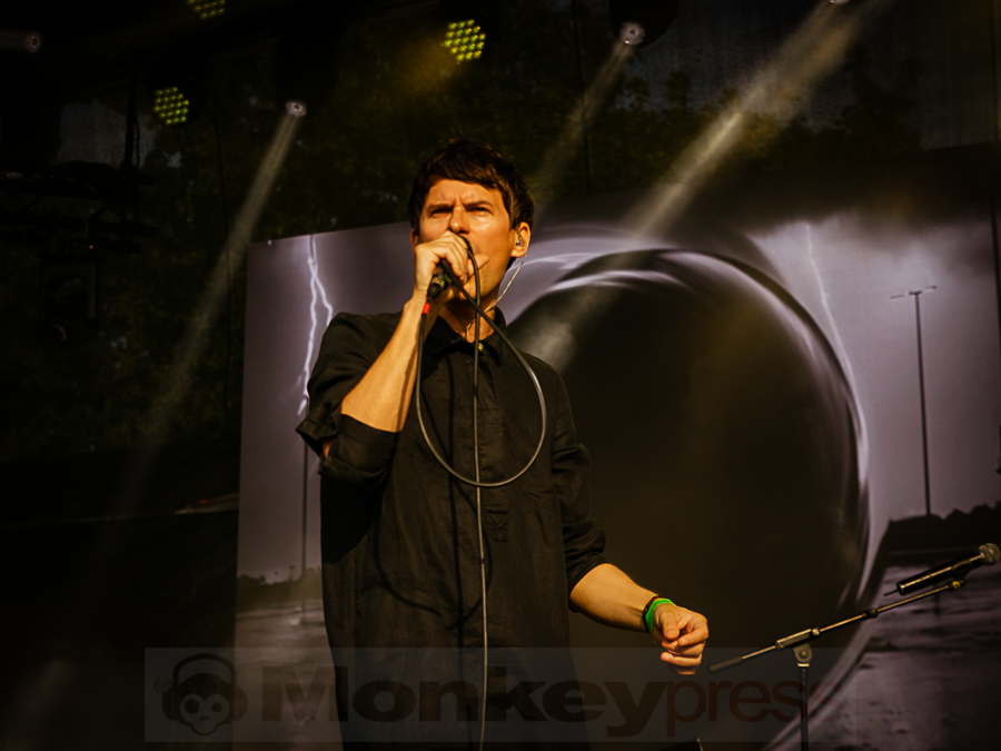 2025-07-04-ISAAK_HOWLETT-EASTSIDE Festival-Halle-5 ISAAC HOWLETT @ EASTSIDE FESTIVAL 2025 © Alf Urbschat