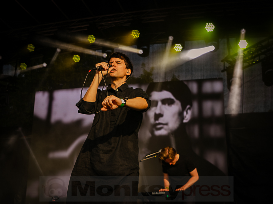 2025-07-04-ISAAK_HOWLETT-EASTSIDE Festival-Halle-7 ISAAC HOWLETT @ EASTSIDE FESTIVAL 2025 © Alf Urbschat