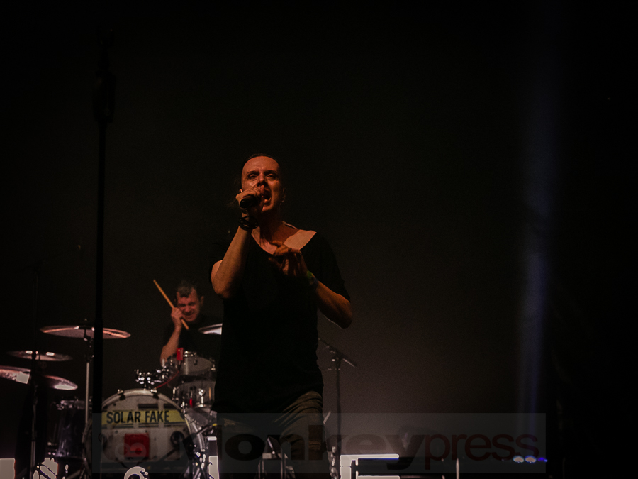 2025-07-04-SOLAR_FAKE-EASTSIDE Festival-Halle-09 SOLAR FAKE @ EASTSIDE FESTIVAL 2025 © Alf Urbschat