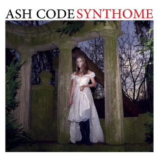 ASH CODE melden sich mit neuen Album „SYNTHOME“ zurück – Zwischen düsterer Energie und tanzbarer Melancholie
