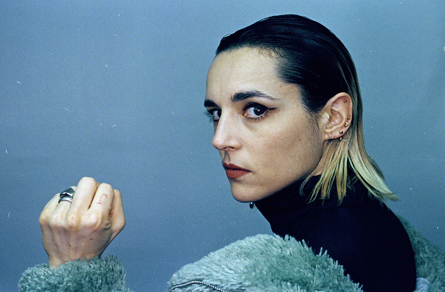 JEHNNY BETH Beth meldet sich mit neuer Single „Obsession“ zurück – Album und Europa-Tour im Herbst