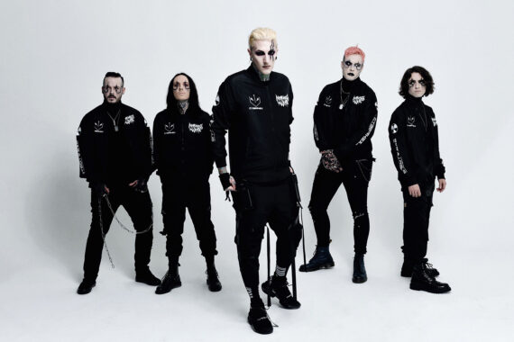 Bist du bereit für die Nacht? MOTIONLESS IN WHITE werden euch 2026 auf eine epische Reise durch Schatten, Schmerz & Soundgewalt führen!