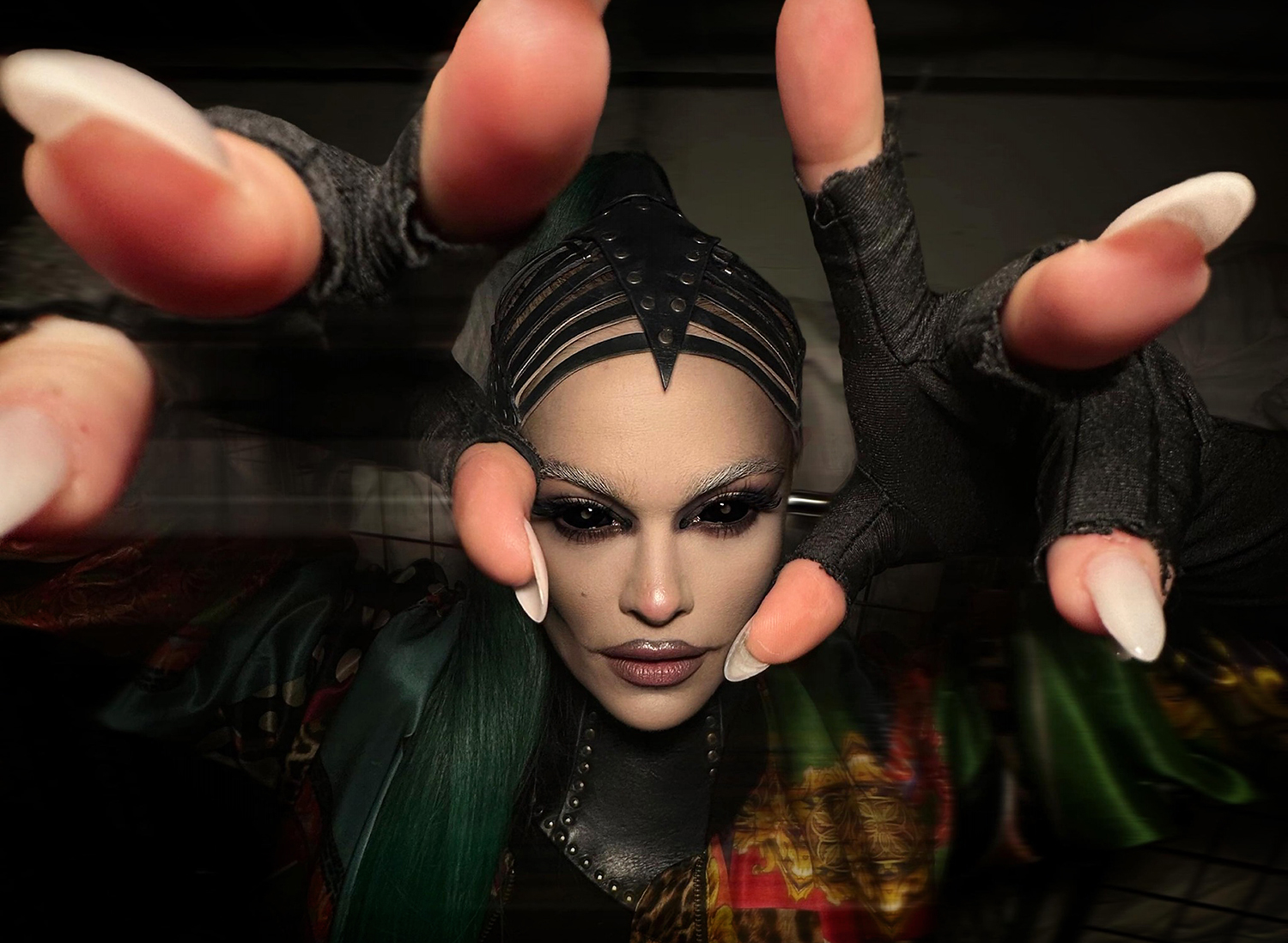 SKYND kündigen „Dead Serious“-Tour 2026 an – True Crime trifft auf Industrial-Darkness live in Deutschland SKYND kündigen „Dead Serious“-Tour 2026 an – True Crime trifft auf Industrial-Darkness live in Deutschland