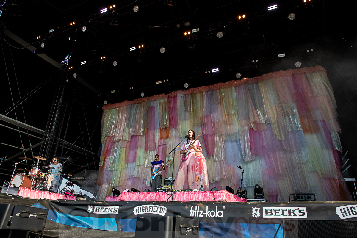 BLOND, © Joerg Seiche