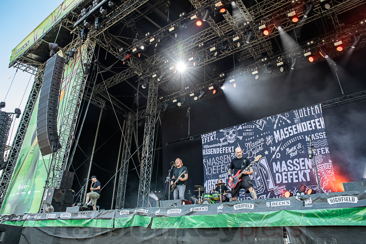 MASSENDEFEKT, © Joerg Seiche