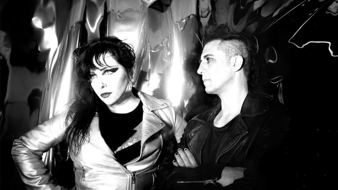 LUCKYANDLOVE veröffentlichen neue Single „I Am Human“ – ein schimmerndes Plädoyer für Menschlichkeit im digitalen Zeitalter