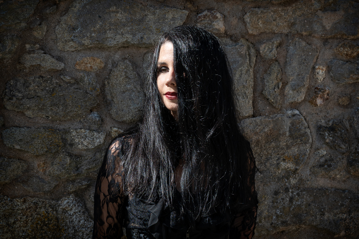 Debüt mit Tiefgang – JOHANNA KRINS kündigt mit „Klarheit“ ihr Debütalbum an Debüt mit Tiefgang – JOHANNA KRINS kündigt mit „Klarheit“ ihr Debütalbum an