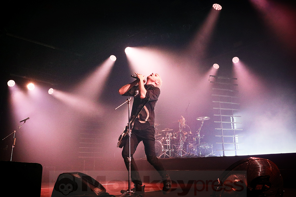 Pendulum © Sandro Griesbach