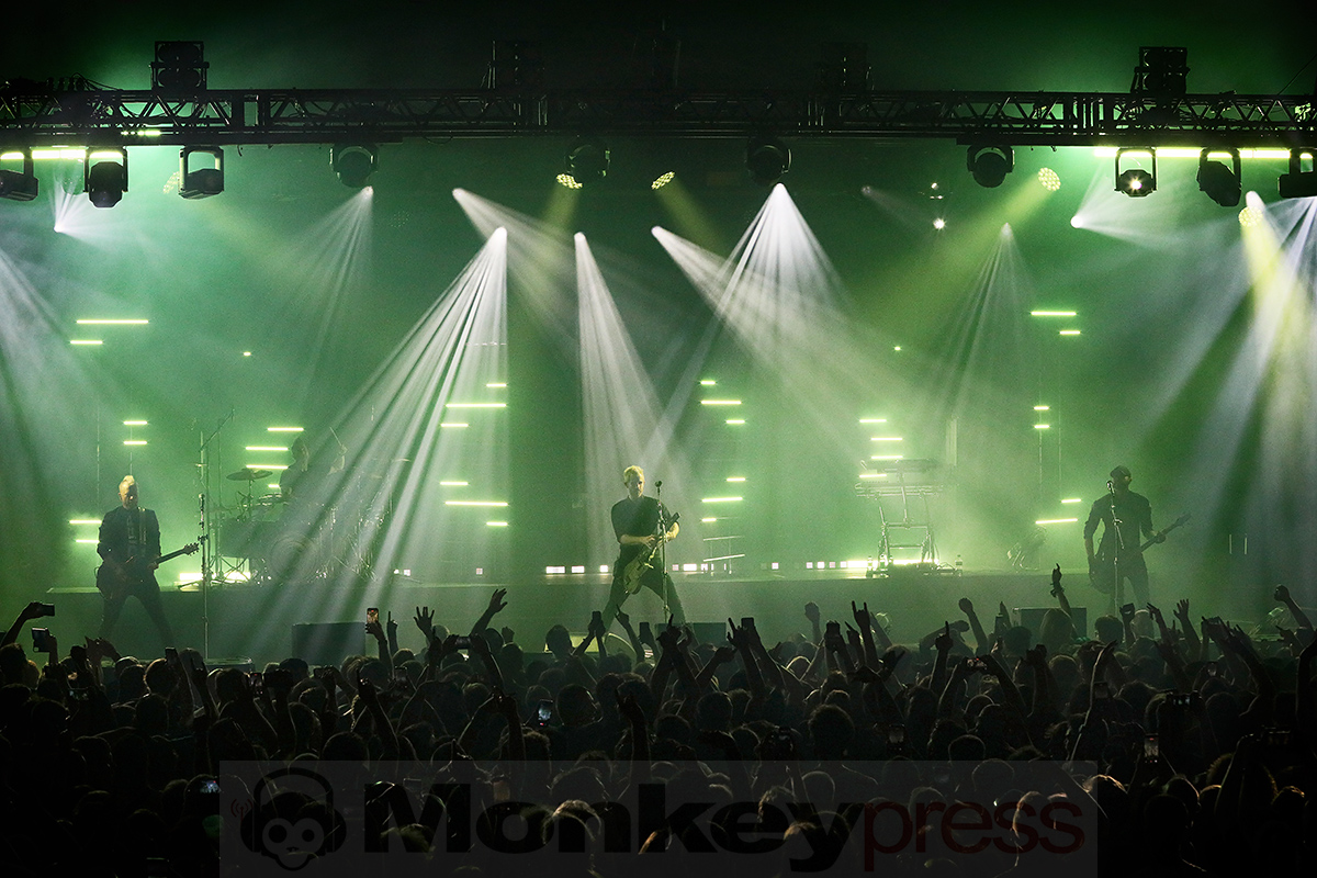 Pendulum © Sandro Griesbach