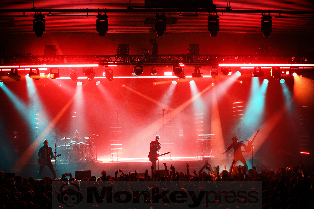 Pendulum © Sandro Griesbach