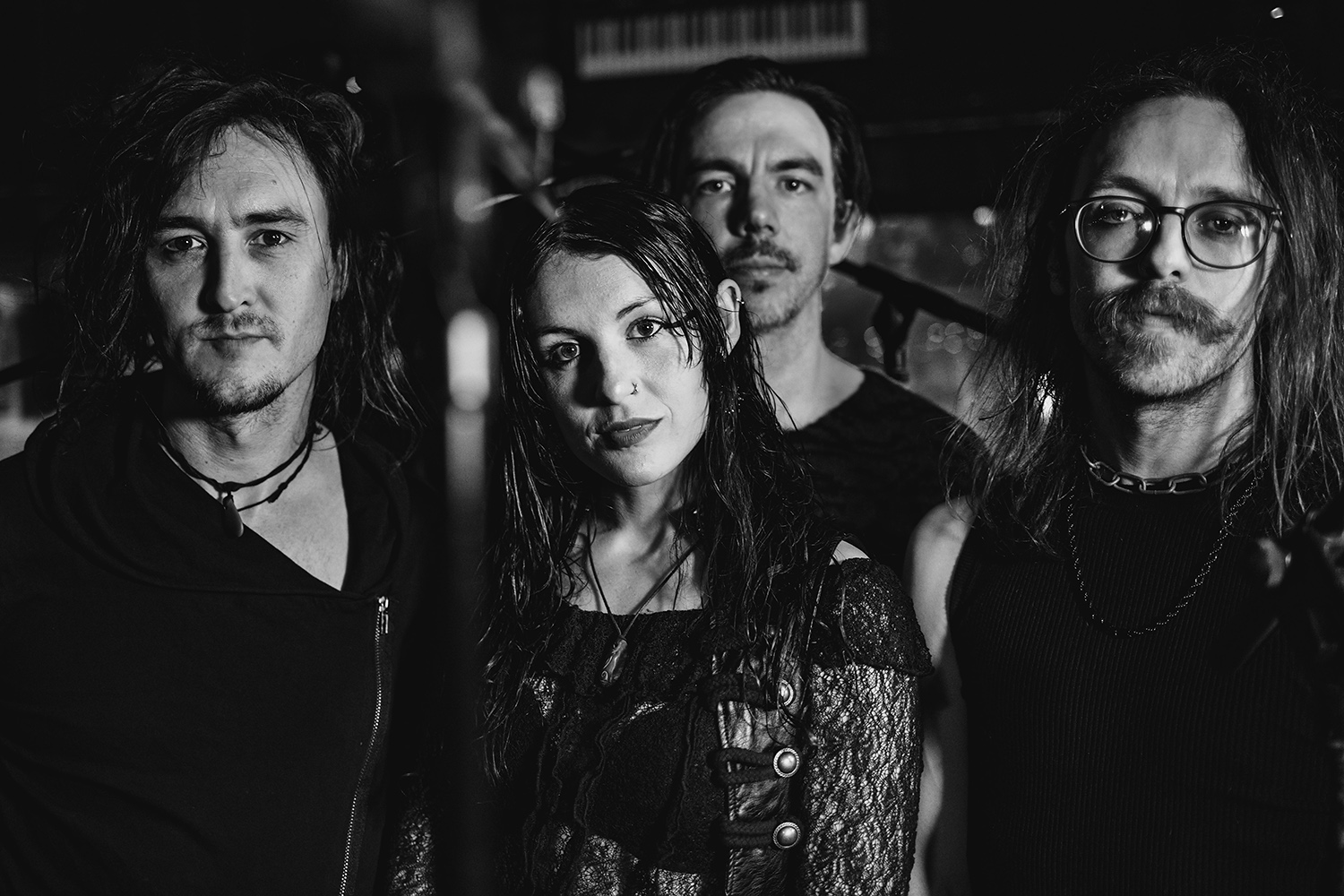 PREYRS veröffentlichen „Into The Blue“ – Debütalbum The Wounded Healer erscheint am 14. November via Pelagic Records