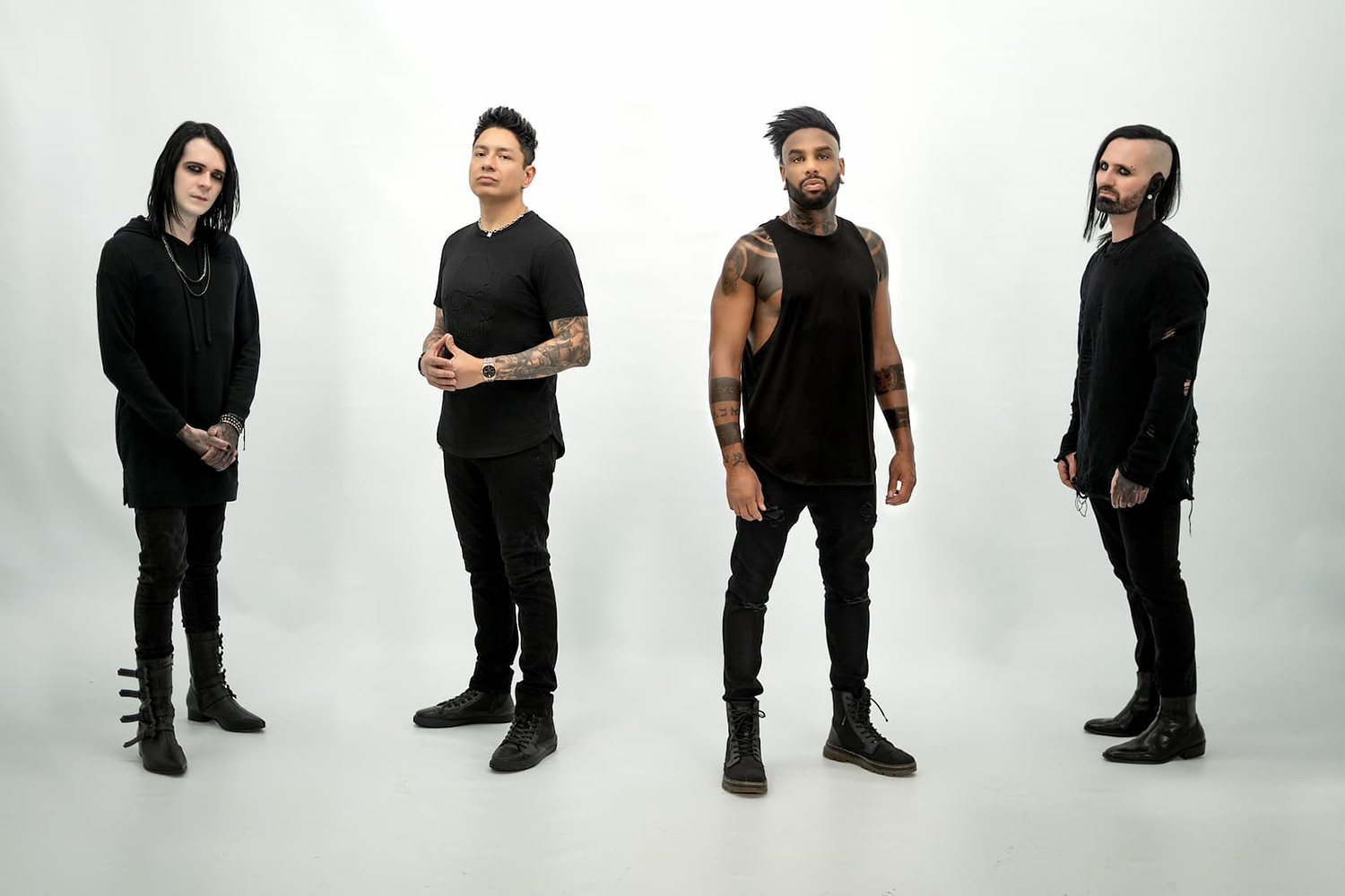 Mit „Sunk Your Teeth In“ veröffentlichen THE VEER UNION die vierte Single aus dem kommenden Album Reinvention