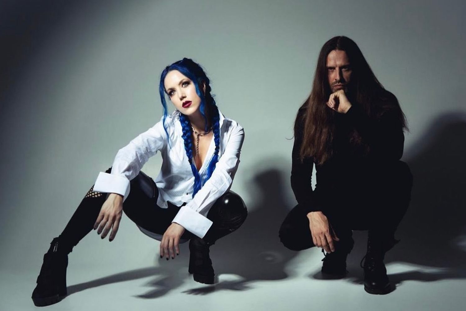 ALISSIA WHITE-GLUZ startet Solo-Karriere – Erste Single „The Room Where She Died“ mit Oliver Palotai (Kamelot) veröffentlicht