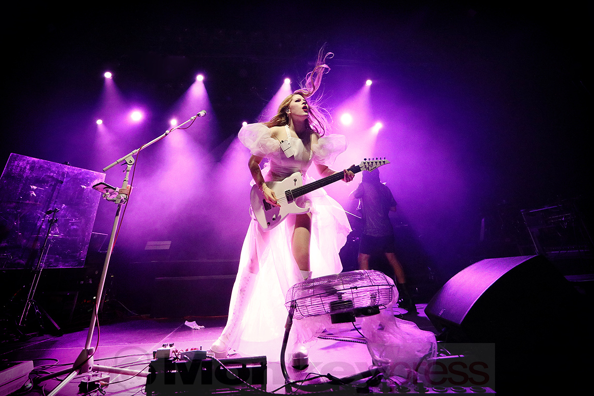 SUN © Sandro Griesbach