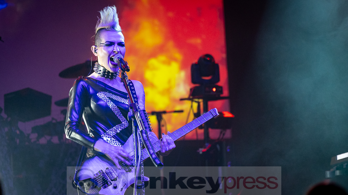 I Ya Toyah © Carsten Zerbe - Schwarzpixel