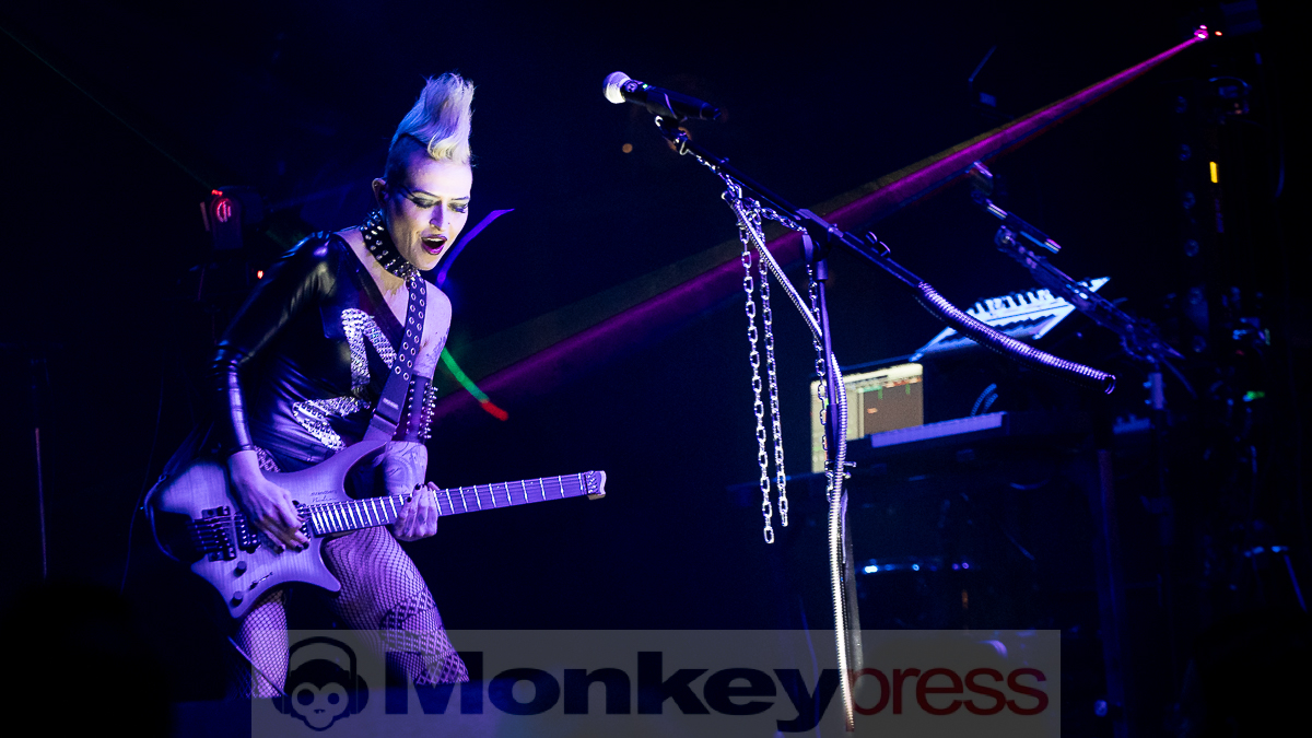 I Ya Toyah © Carsten Zerbe - Schwarzpixel