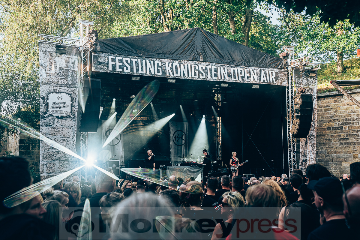 In Strict Confidence @ Festung Königstein Open Air 2026 © Christine Heinrich