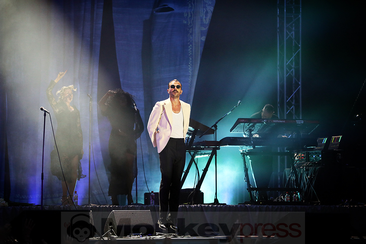 Hurts © Sandro Griesbach