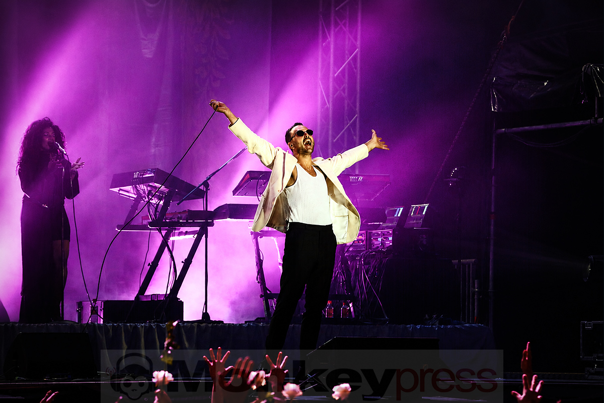 Hurts © Sandro Griesbach