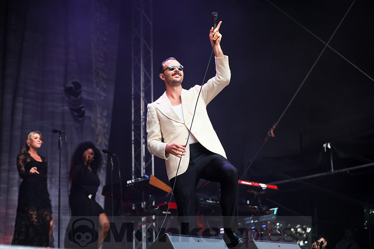 Hurts © Sandro Griesbach