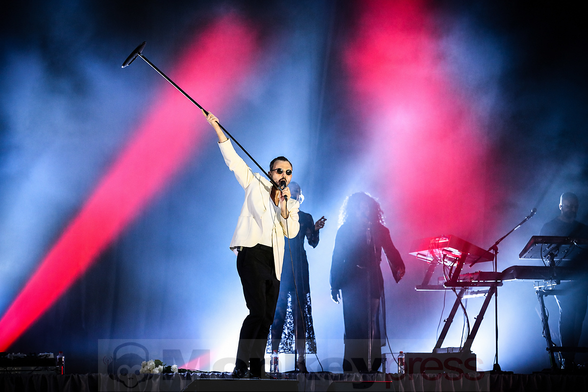 Hurts © Sandro Griesbach