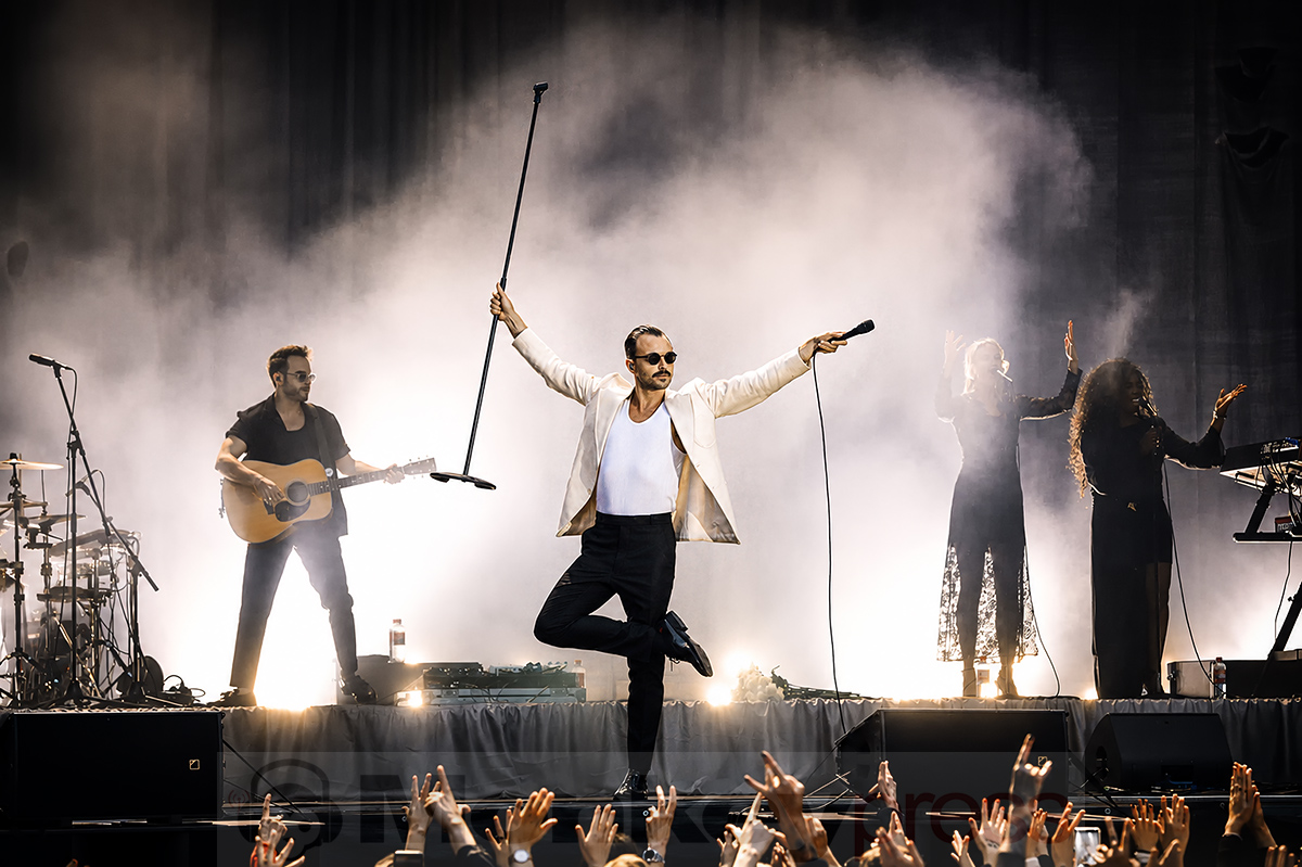 Hurts © Sandro Griesbach