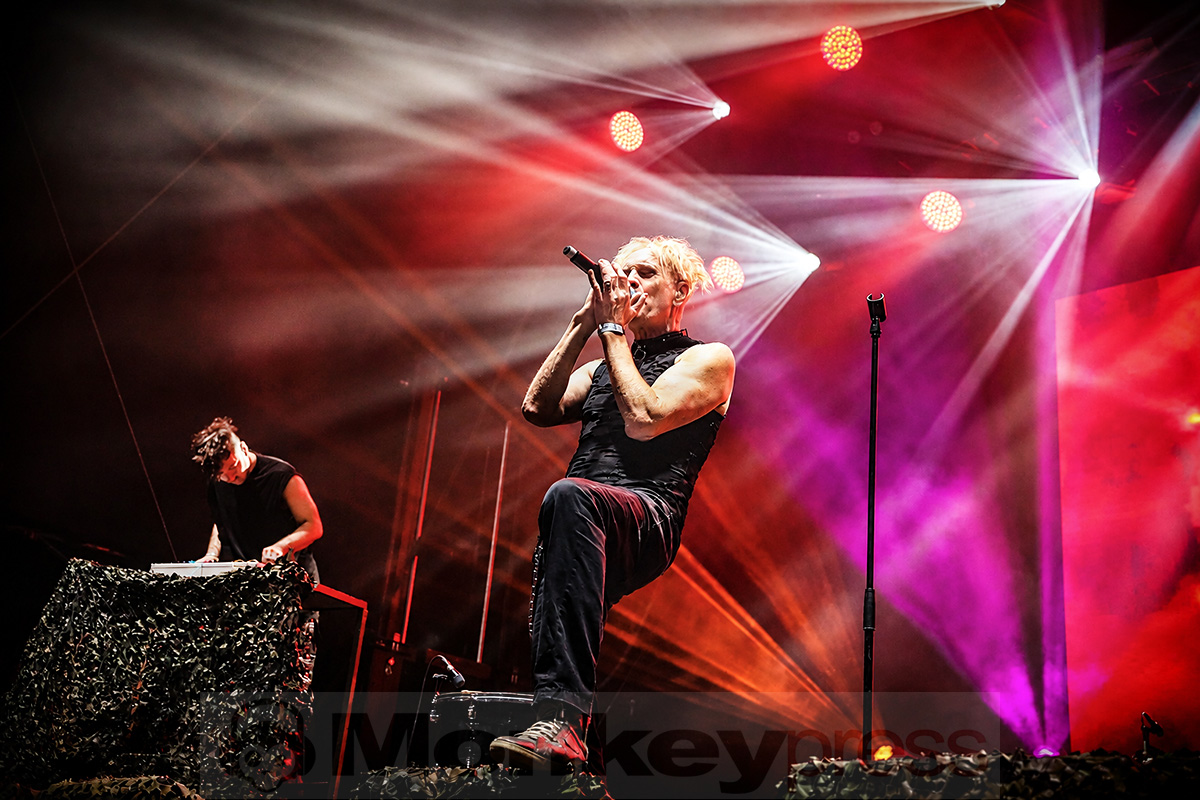 Front Line Assembly at M’era Luna 2026 © Sandro Griesbach