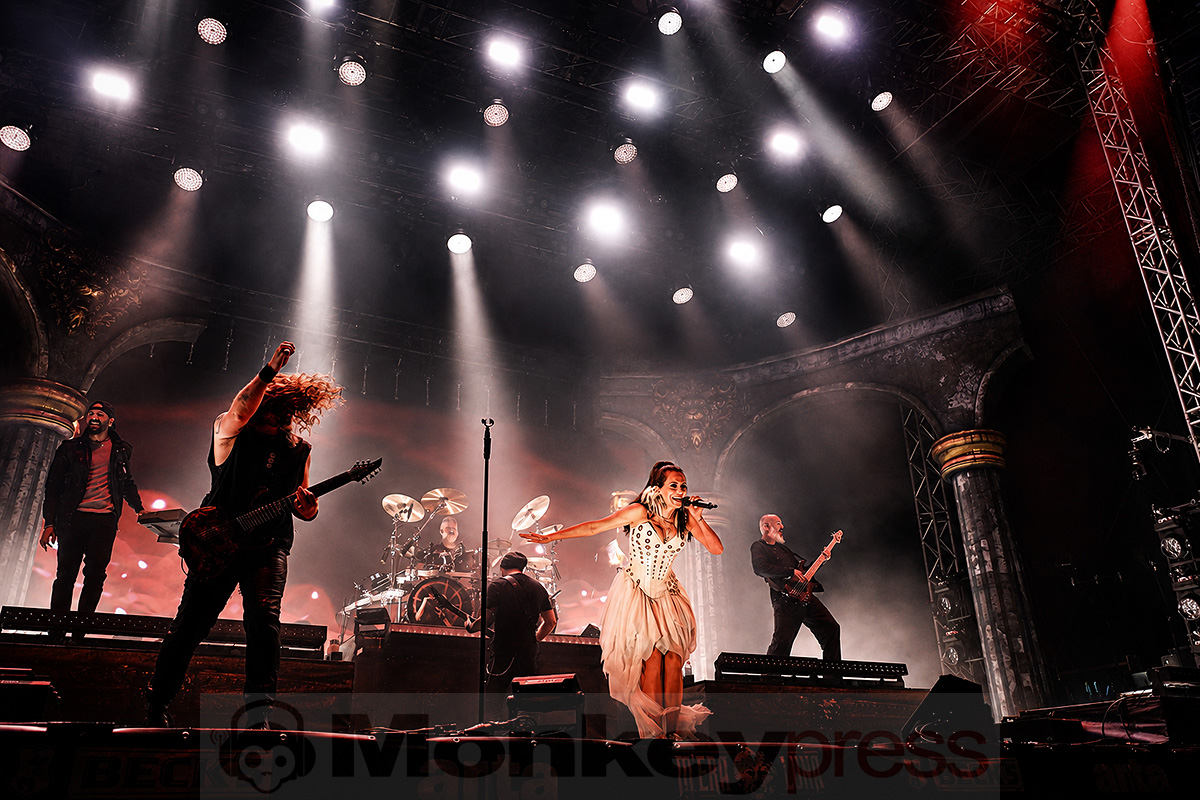 Within Temptation at M’era Luna 2026 © Sandro Griesbach